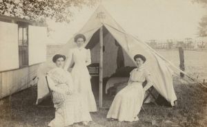 Chautauqua camping 1908_Ladies