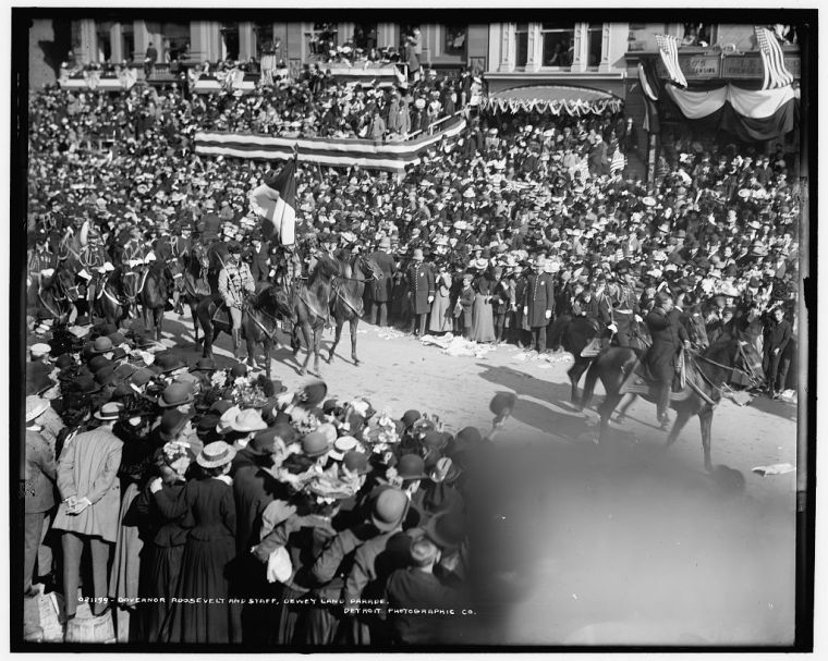 A New York parade, circa 1899